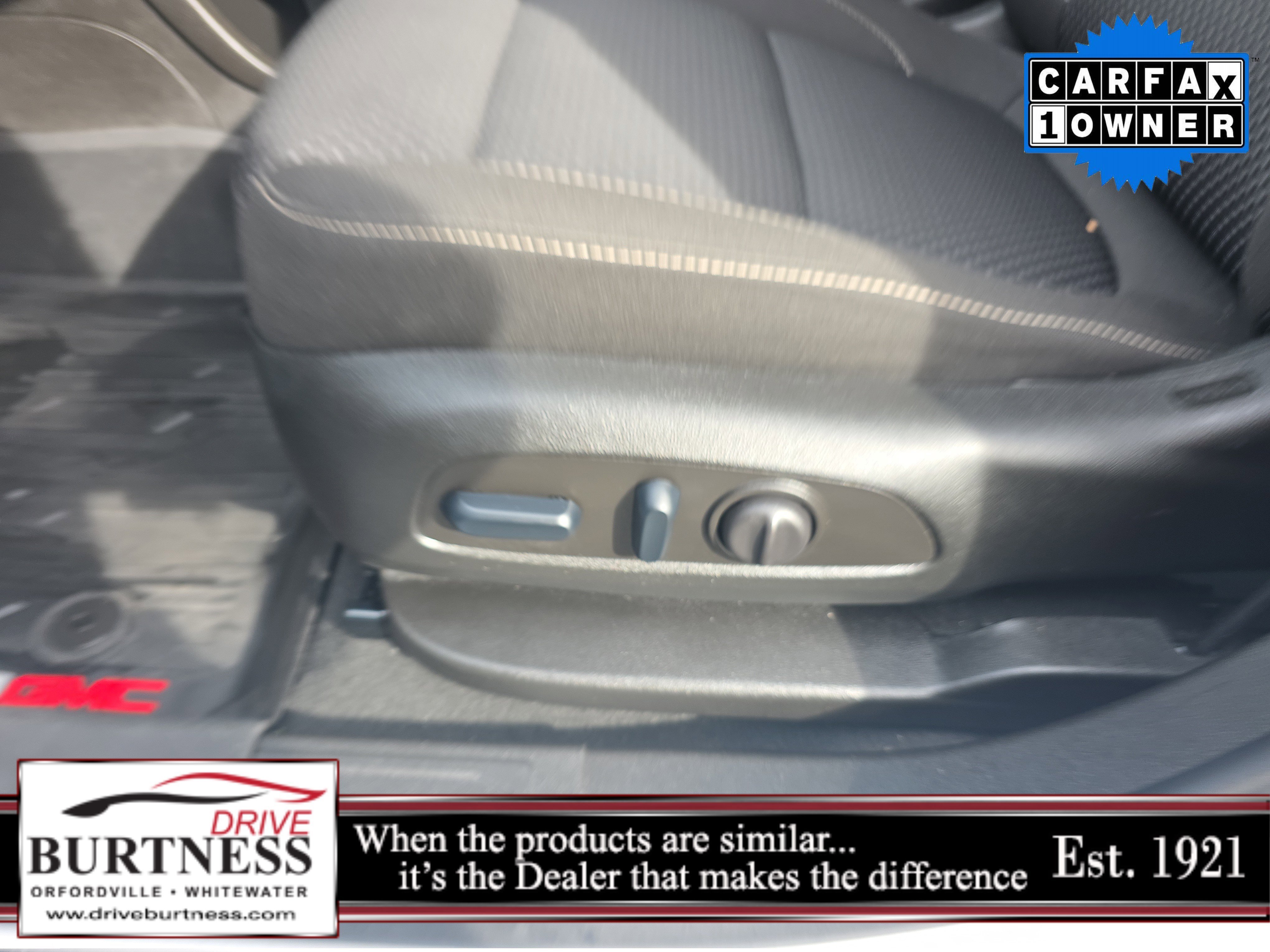 2023 Gmc Acadia SL photo 4