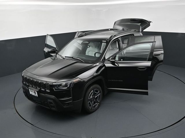 New 2026 Diamond Black Crystal Pearl-Coat Exterior Paint Jeep Limited image 26