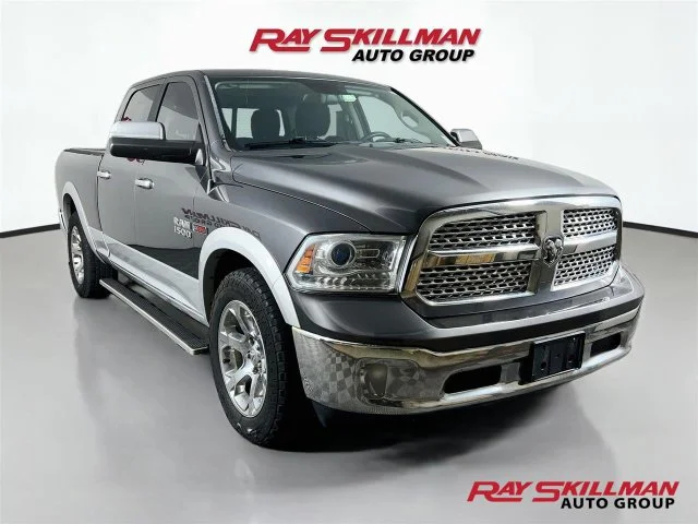 2016 RAM 1500 Pickup Laramie