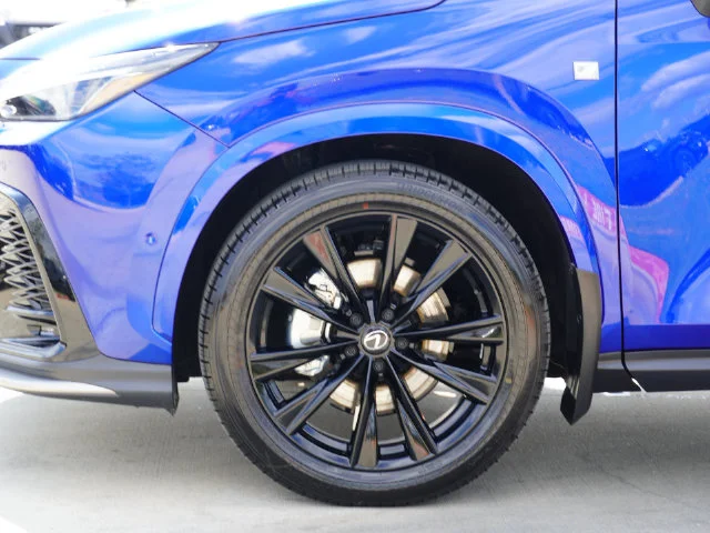 Used 2025 Blue Lexus 350 F SPORT Handling image 13