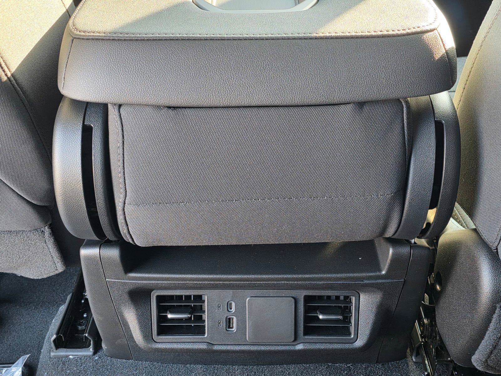 2025 Chevrolet Silverado 2500 HD Custom - Photo 19