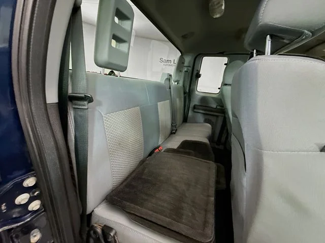 Used 2016 Blue Ford XLT image 24