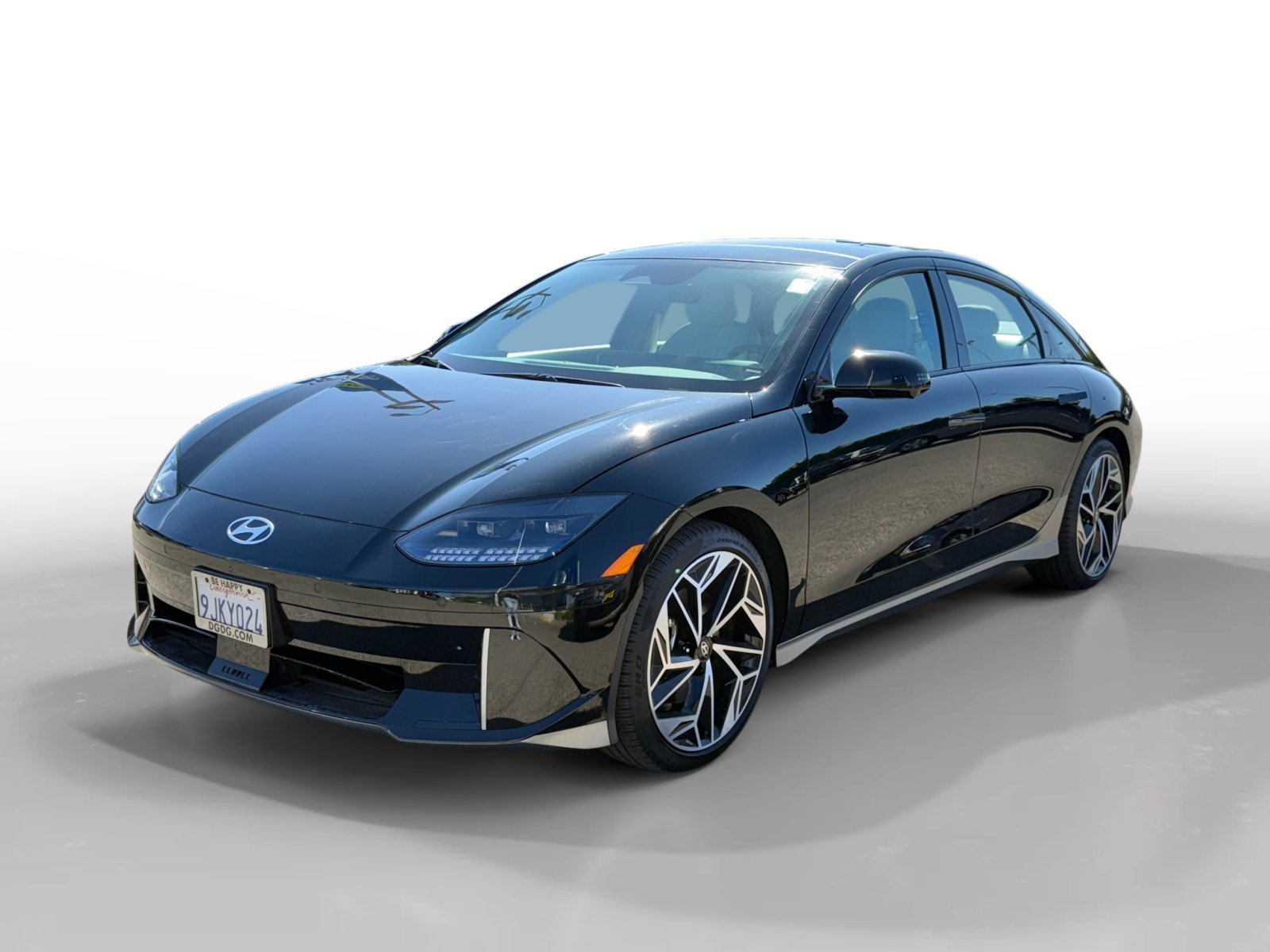 Used 2023 Onyx Black Hyundai Limited image 1