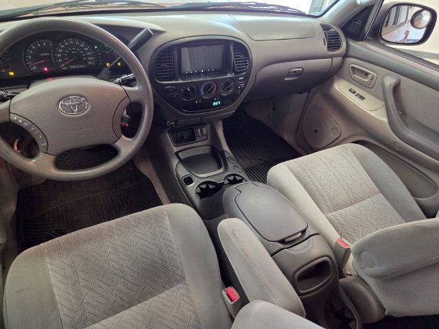 Used 2006  Toyota Limited image 16