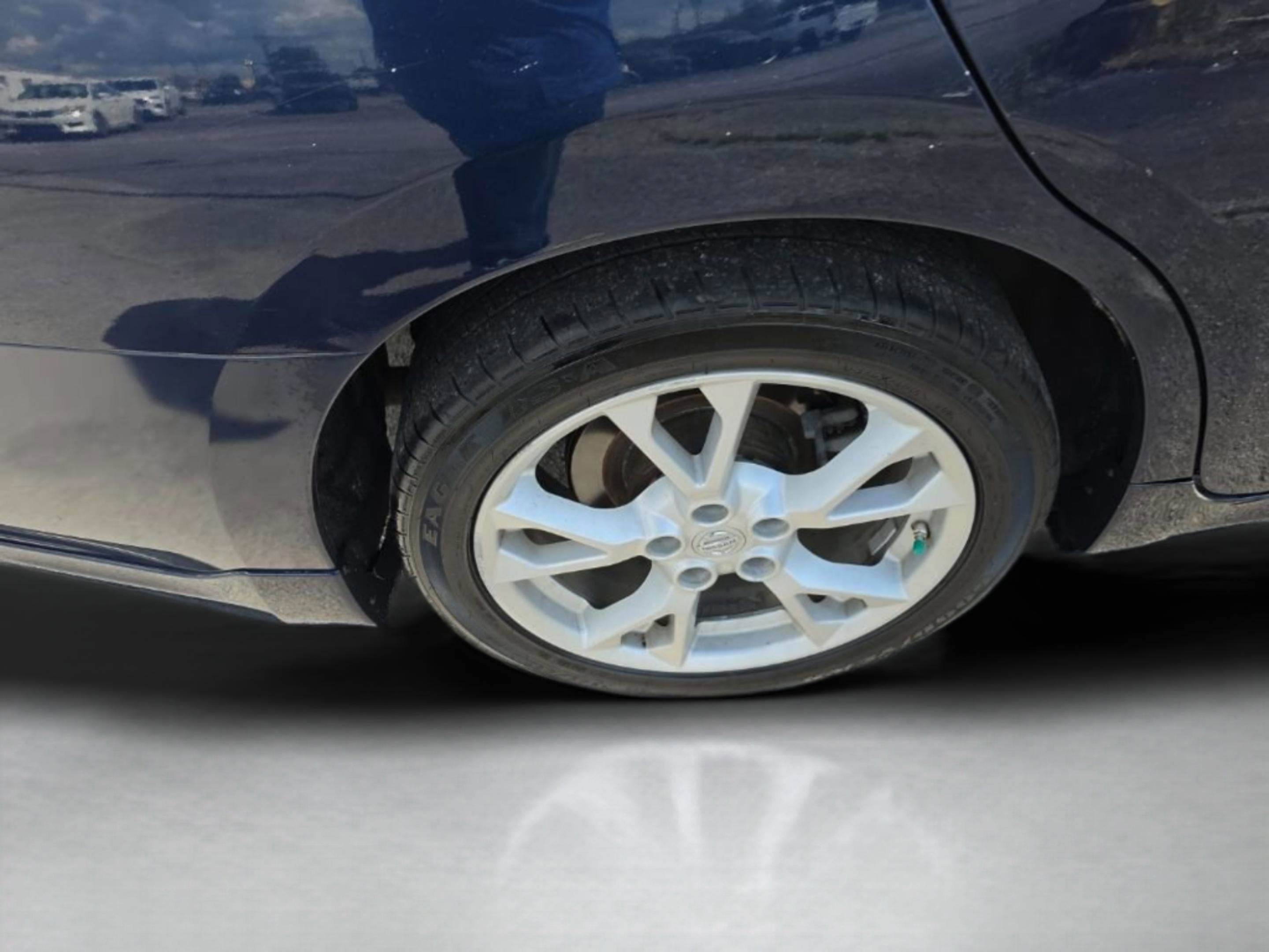 Used 2013 Blue Nissan 3.5 SV image 32