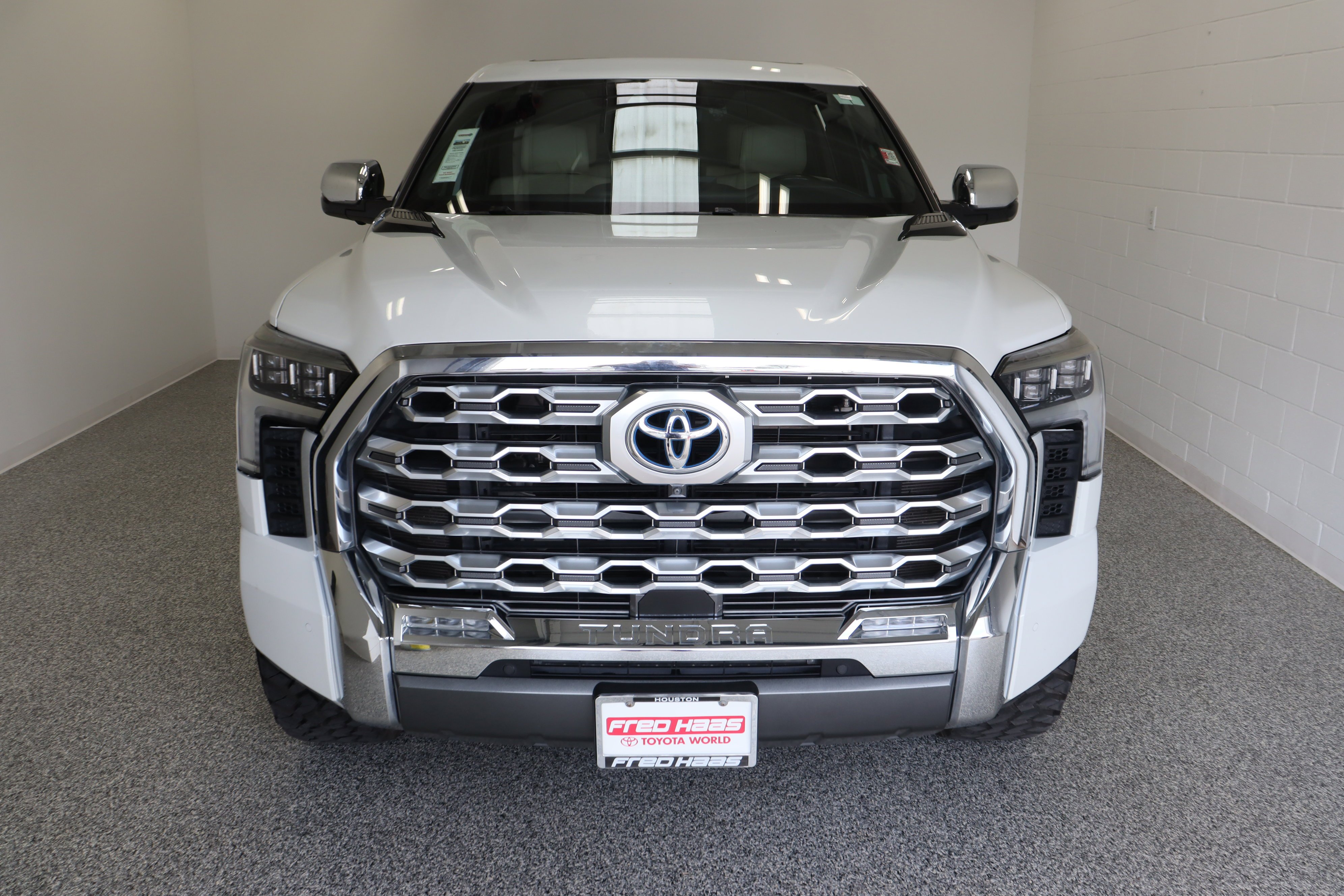 Used 2023 Wind Chill Pearl Toyota 1794 Edition Hybrid 3.4T image 3
