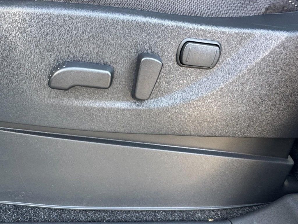 Used 2025 White Nissan SV image 14