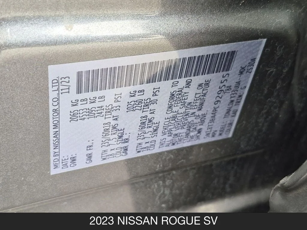 Used 2023 Gray Nissan SV image 28