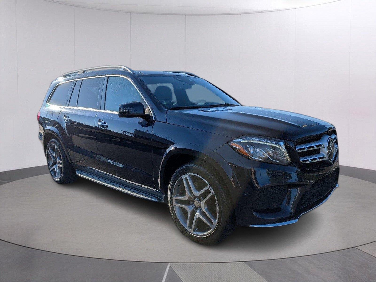 Used 2017 Lunar Blue Metallic Mercedes-Benz GLS 550 image 9
