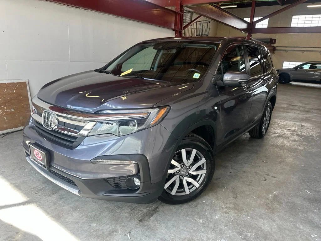 Used 2021  Honda EX-L image 1