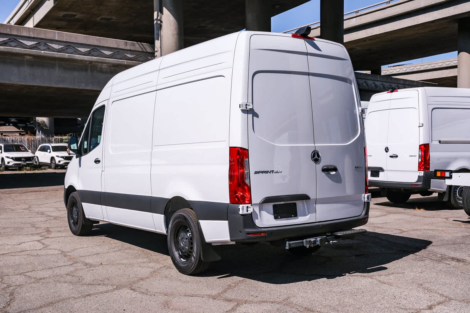 New 2026 Arctic White Mercedes-Benz RWD 2.0L I4 Diesel Turbocharged High Output image 6