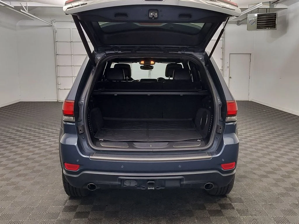 Used 2020 Slate Blue Pearlcoat Jeep Trailhawk image 20