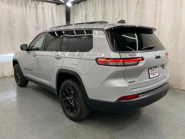 New 2026 Silver Jeep Altitude image 5