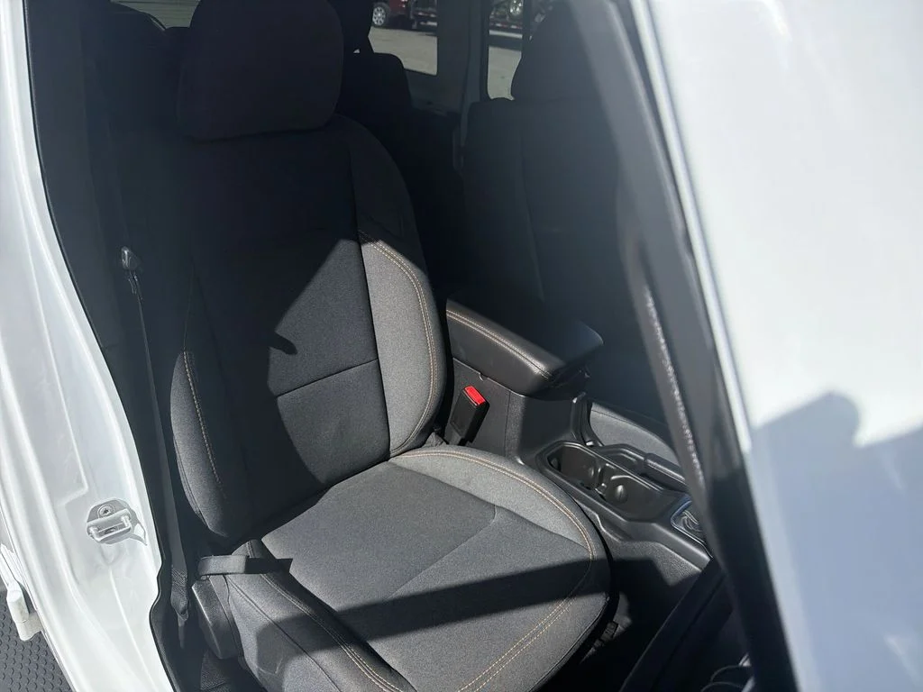 Used 2025 White Jeep Sahara 4xe image 24