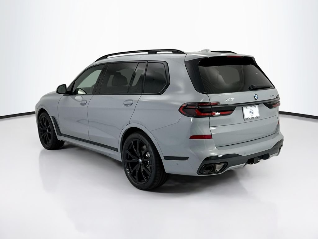 Used 2027 Gray Metallic BMW xDrive40i image 7