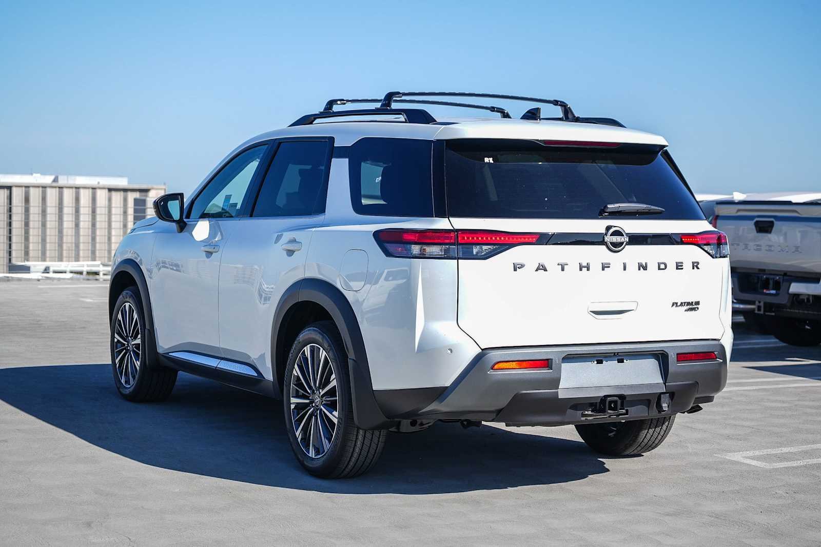 New 2026 Everest White Pearl TriCoat Nissan Platinum image 8