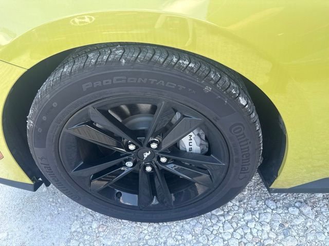 Used 2025 Yellow Ford GT image 12