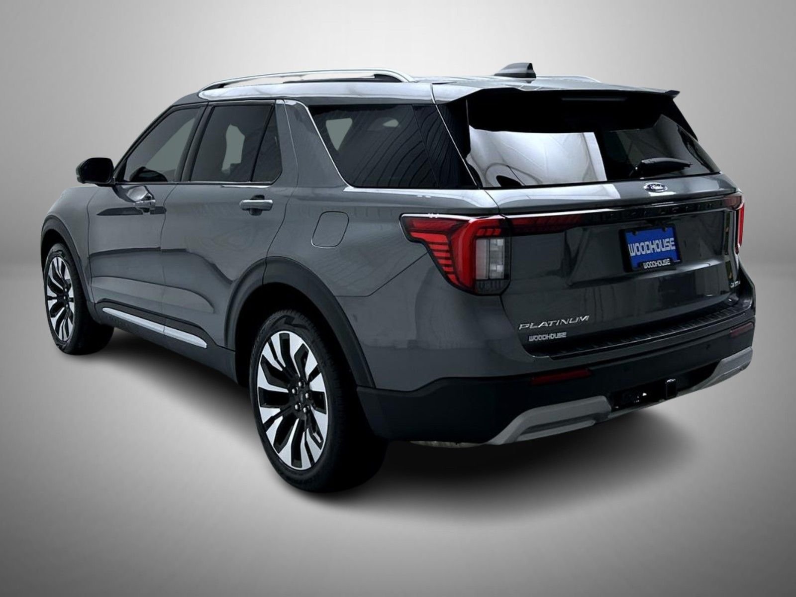 Used 2025 Gray Ford Platinum image 7