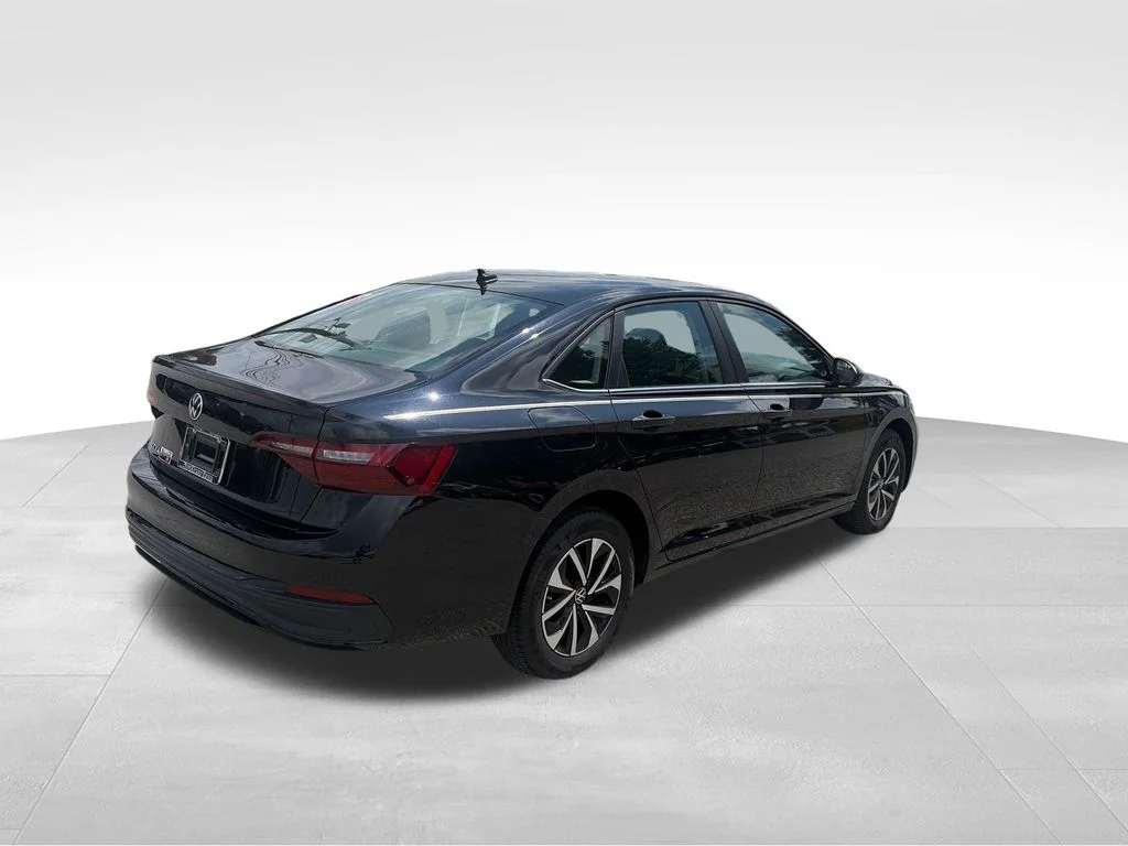 Used 2024 Black Volkswagen 1.5T S image 5