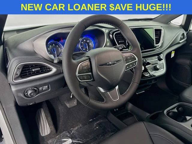 2026 Chrysler Pacifica Select - Photo 9