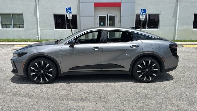 2023 Toyota Crown Platinum - Photo 4