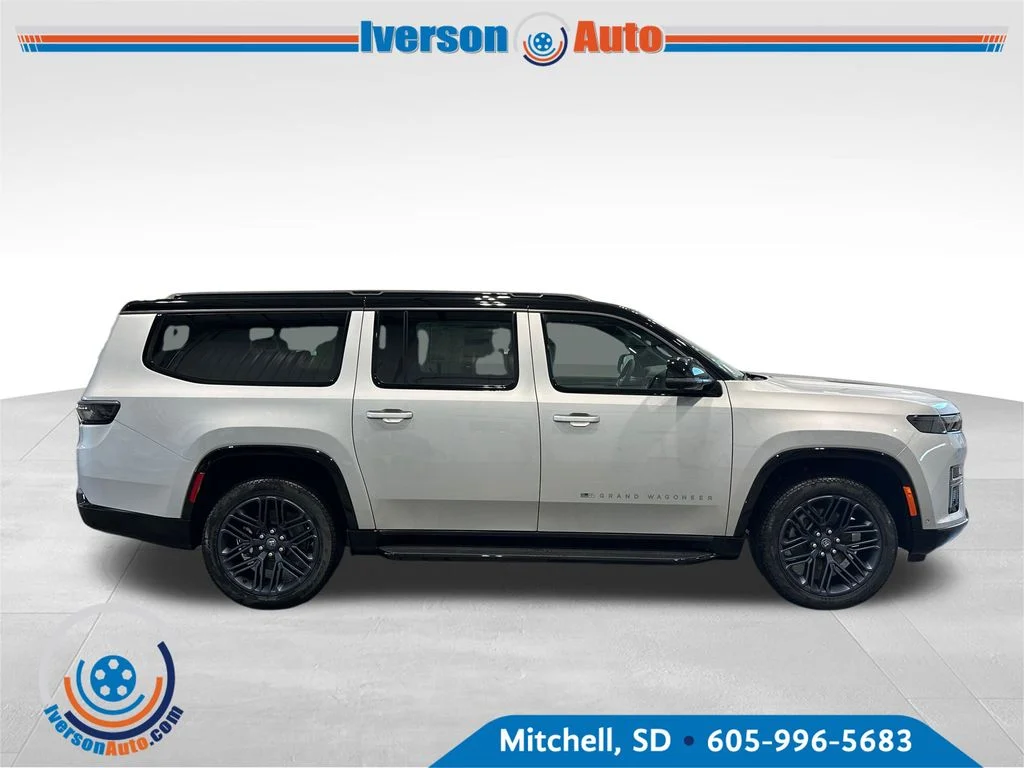 New 2026 Silver Jeep  image 15