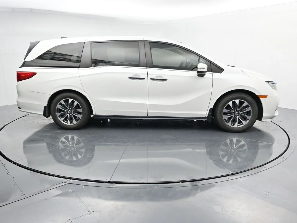 Used 2022  Honda EX-L image 8