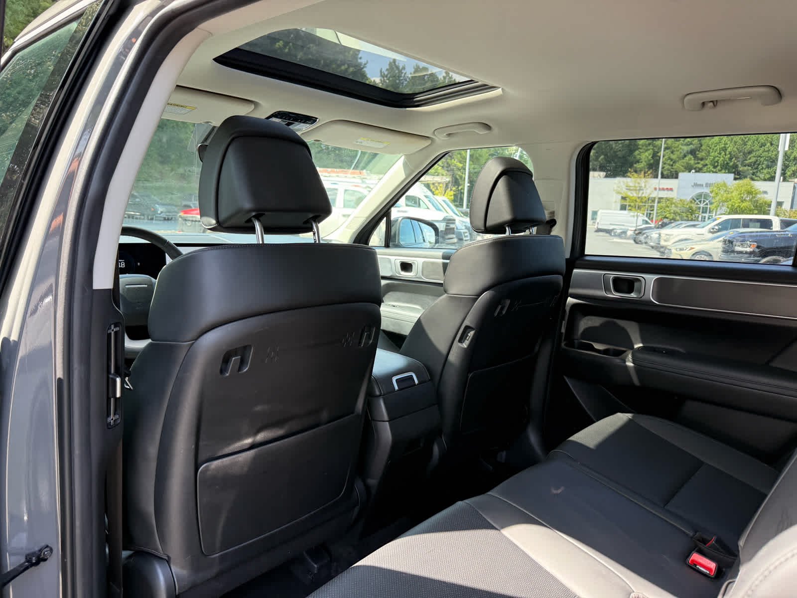 Used 2024 Hampton Gray Hyundai XRT image 25