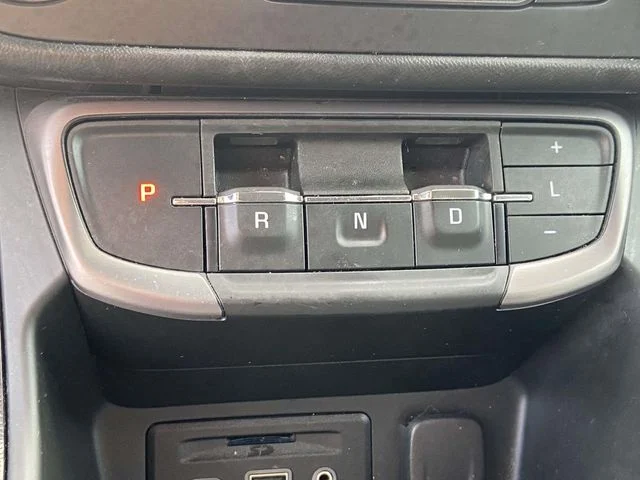 Used 2022 Black GMC AT4 image 29