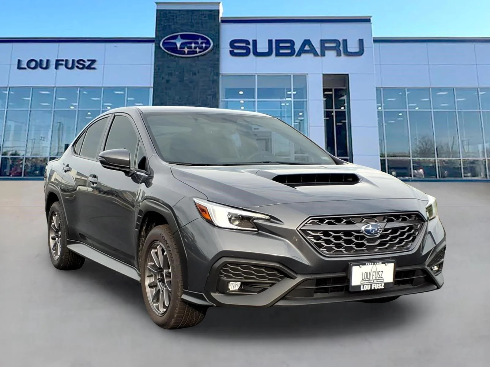 Used 2024 Magnetite Gray Metallic Subaru Limited image 1