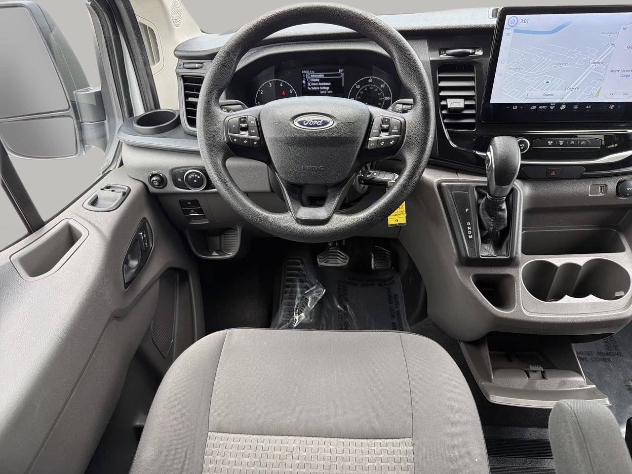 Used 2024 Oxford White Ford XLT image 13