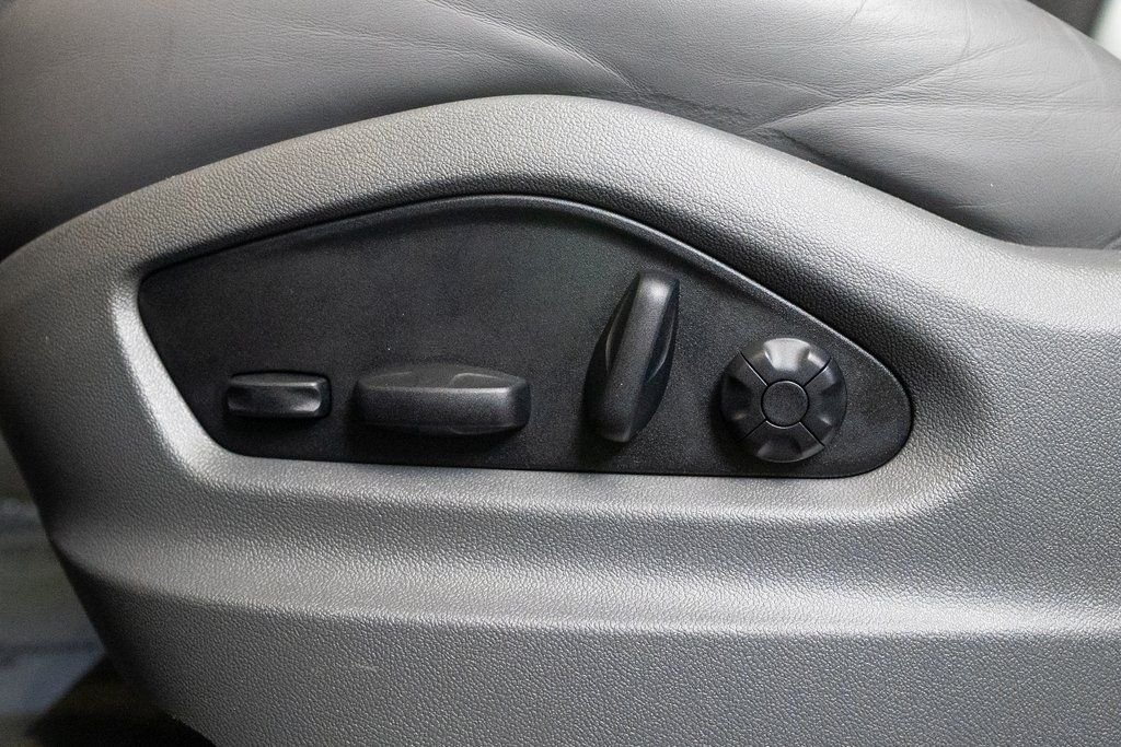 Used 2023 White Porsche Platinum Edition image 20