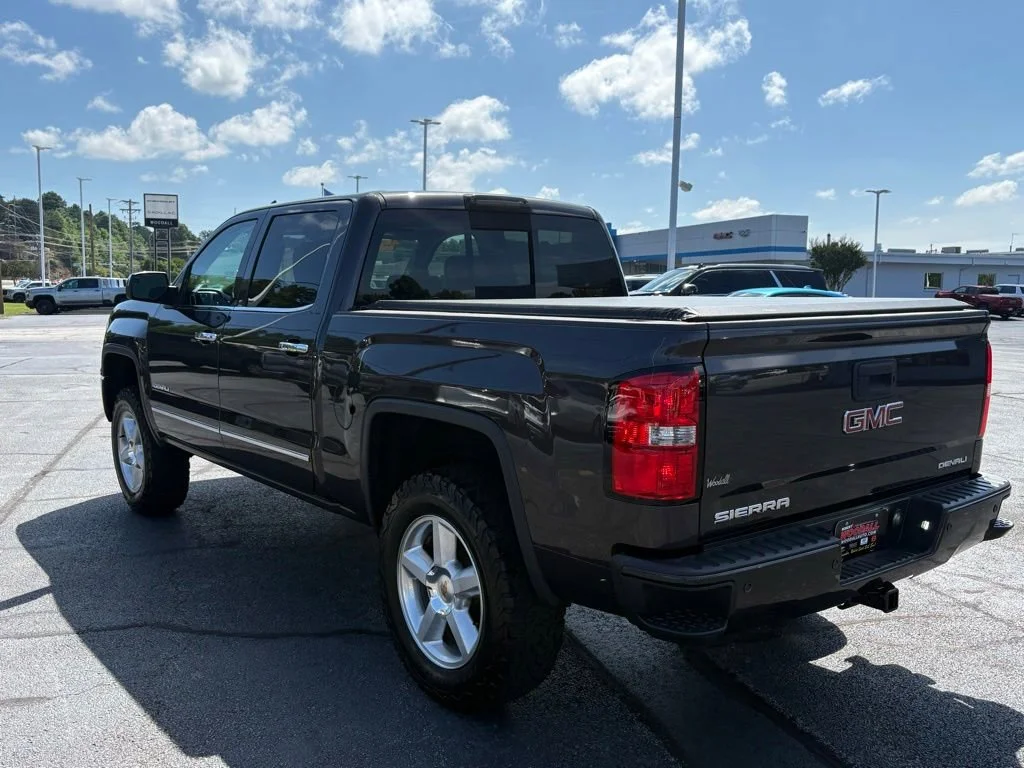 Used 2015 IRIDIUM METALLIC GMC Denali image 4