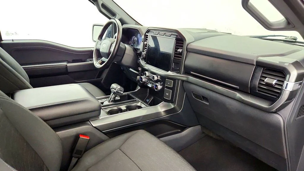 Used 2023 Avalanche Ford XLT 4WD SuperCrew 5.5