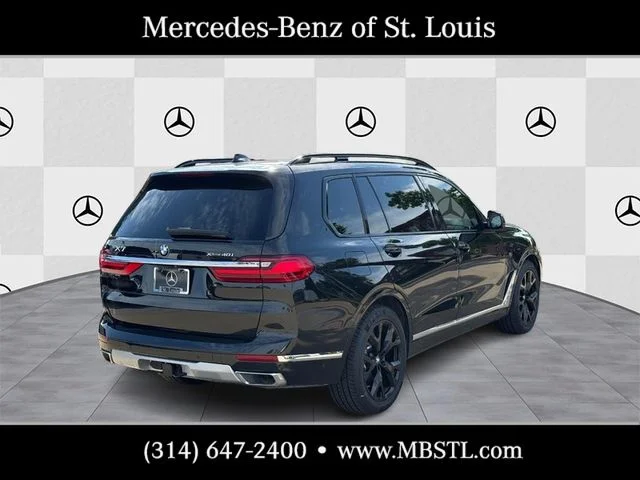 Used 2021 Black BMW xDrive40i image 3