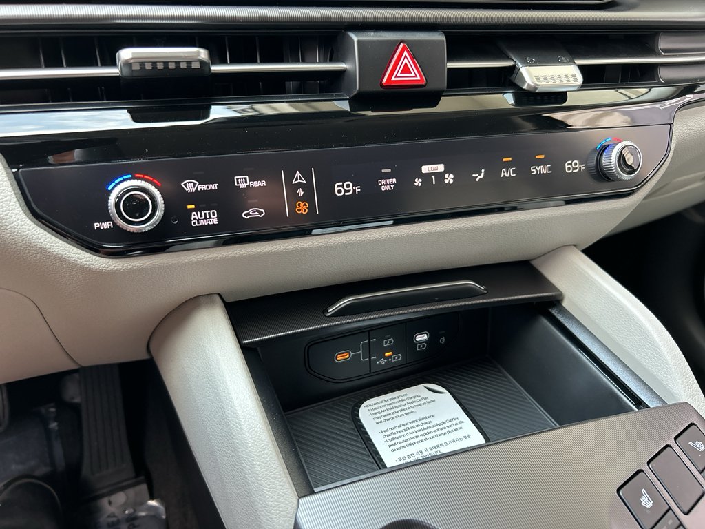 New 2027 Fusion Black Kia EX image 22