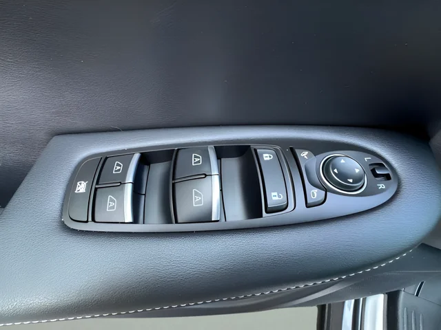 Used 2022 Gray INFINITI ESSENTIAL image 14
