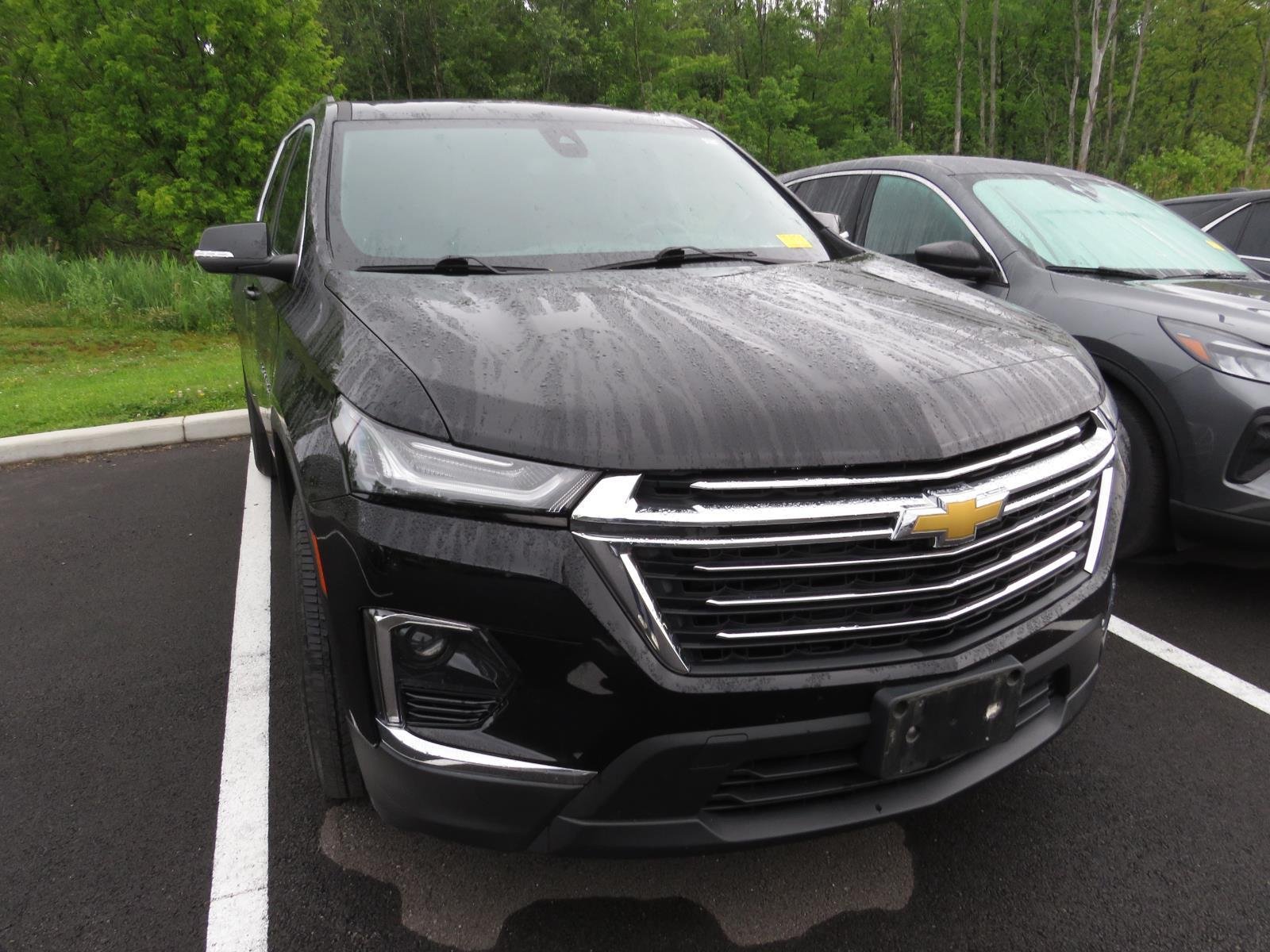 Used 2023 Mosaic Black Metallic Chevrolet LT Cloth image 3