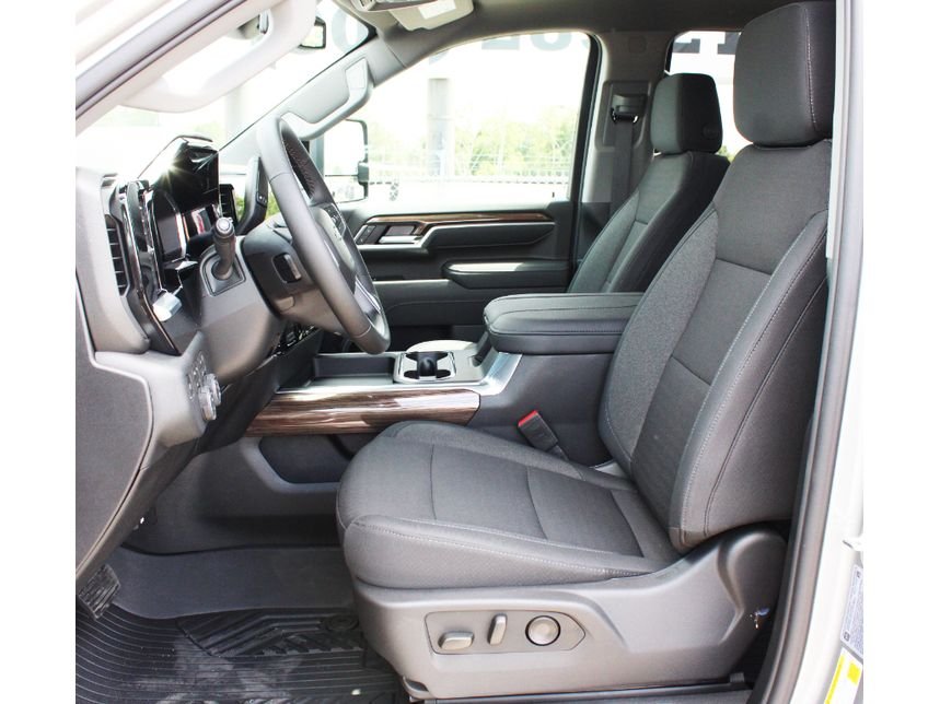 New 2026 Sterling Gray Metallic Chevrolet LT image 4