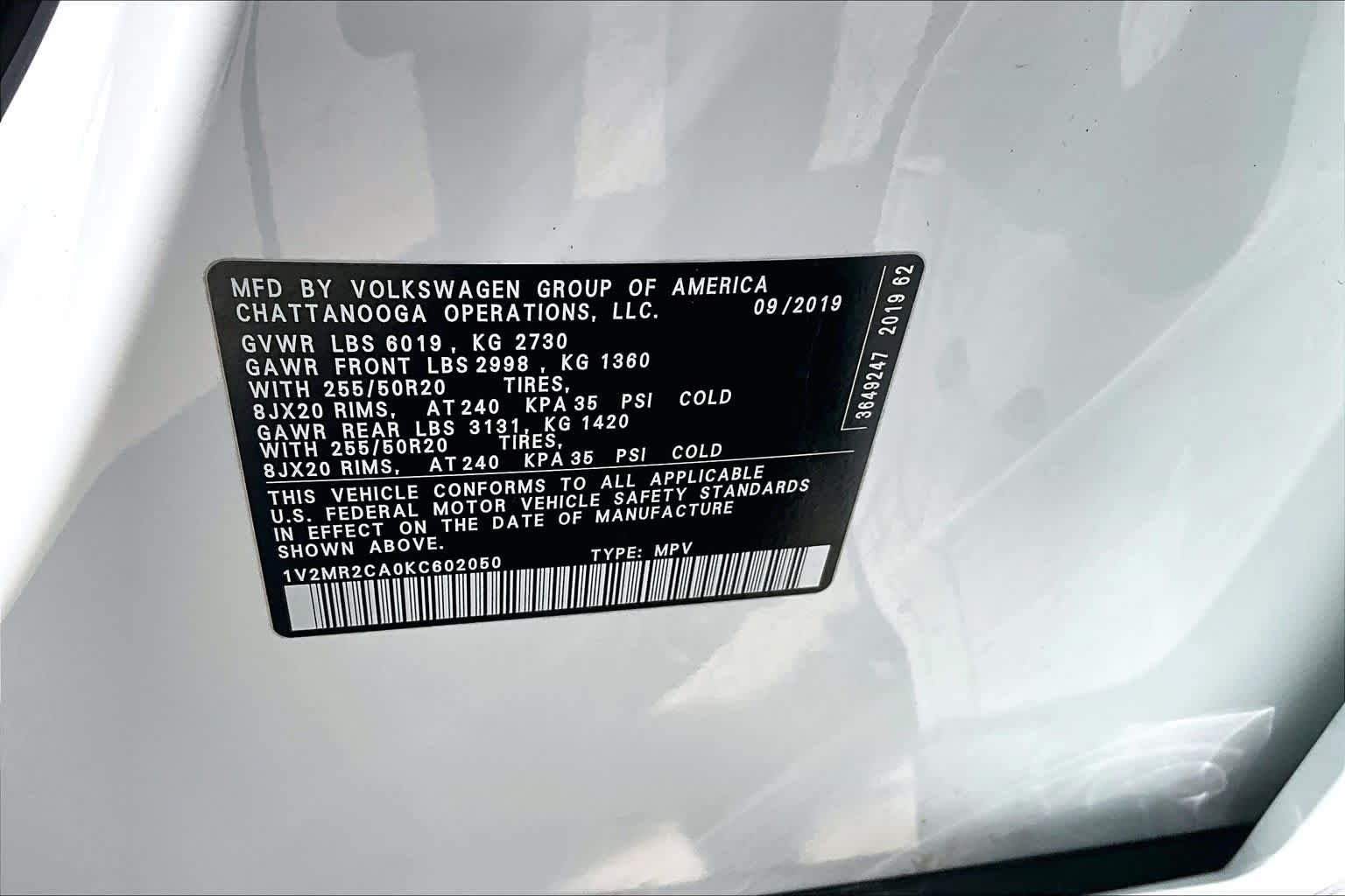 Used 2019 Pure White Volkswagen 3.6L V6 SEL image 32