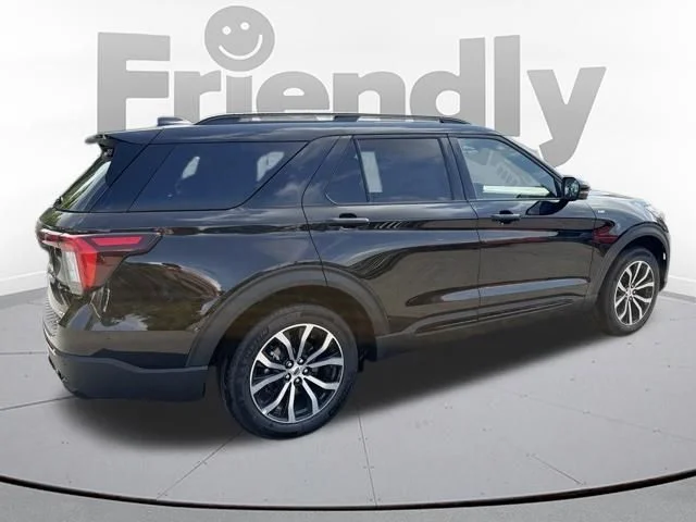 New 2026 Agate Black Metallic Ford ST-Line image 8