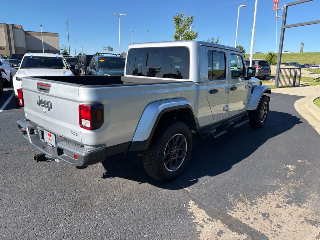 Used 2023 Silver Jeep Overland image 7