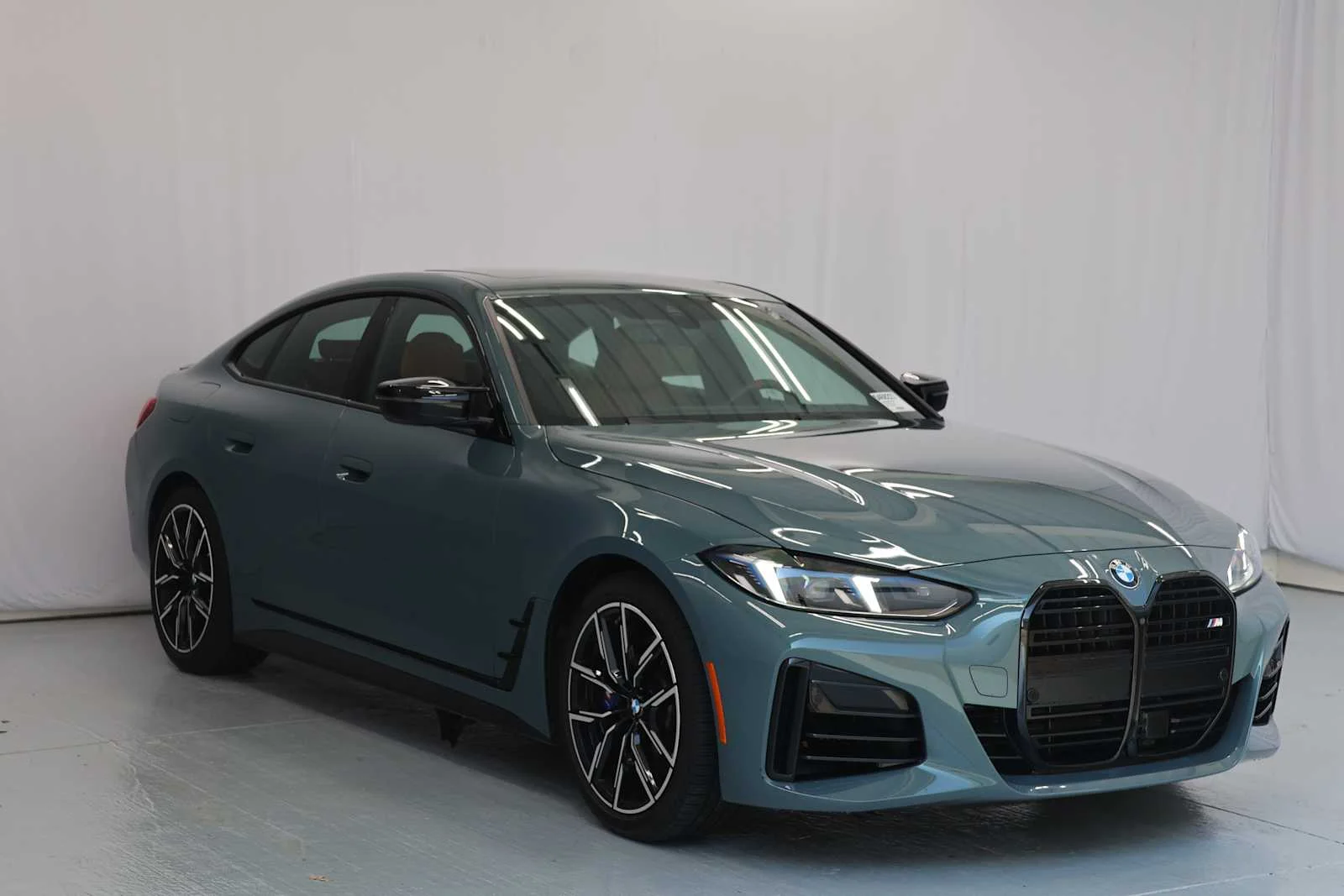 Certified Used 2026 Cape York Green Metallic BMW M440i image 4