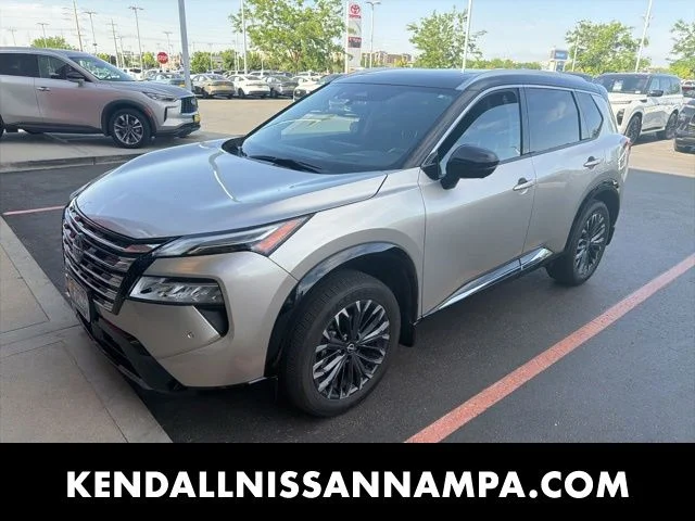 2024 Nissan Rogue Platinum AWD's photo