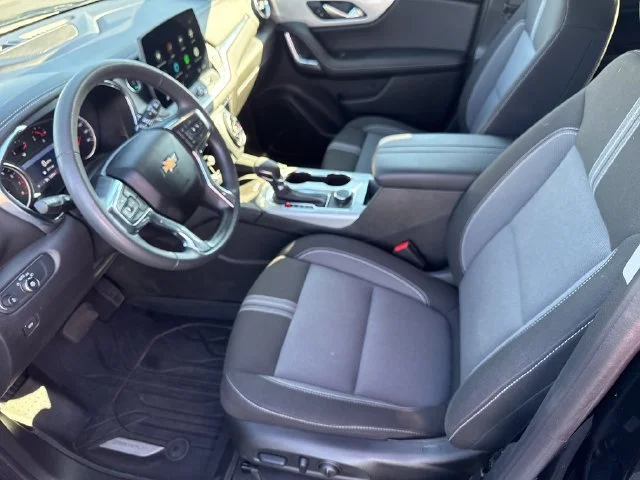 Used 2024 Black Chevrolet 2LT image 11