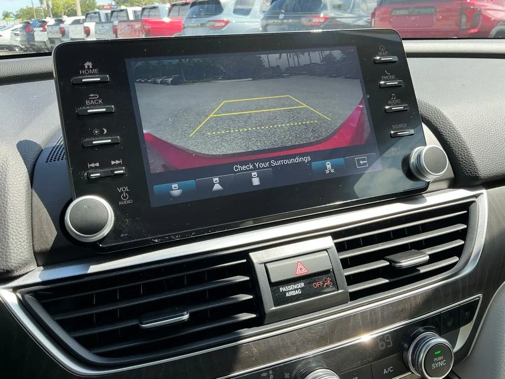 Used 2022  Honda Touring image 46
