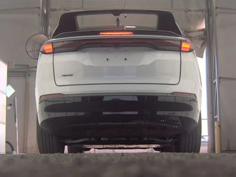 Used 2025 Silver Jeep Launch Edition image 7