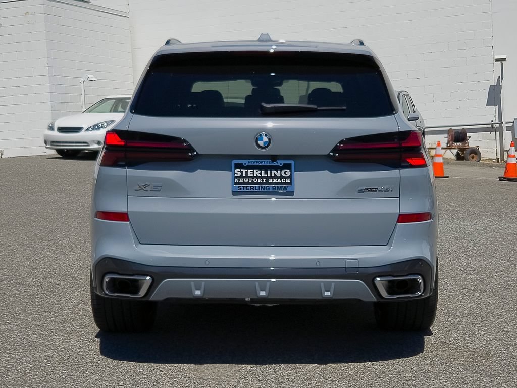 New 2026 Brooklyn Grey Metallic BMW sDrive40i image 18