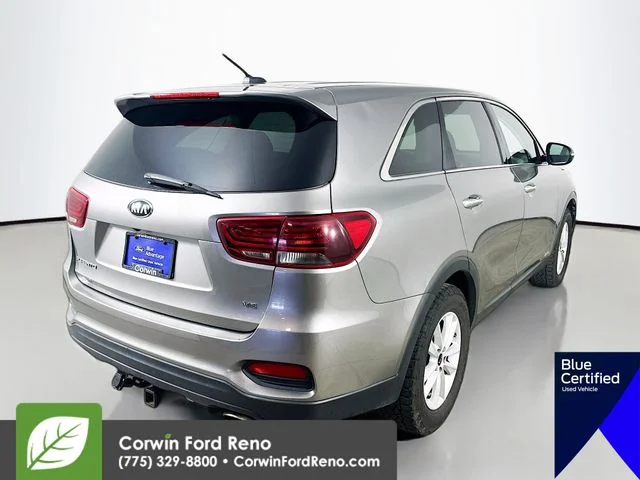 Certified Used 2019 Titanium Silver Kia LX image 9