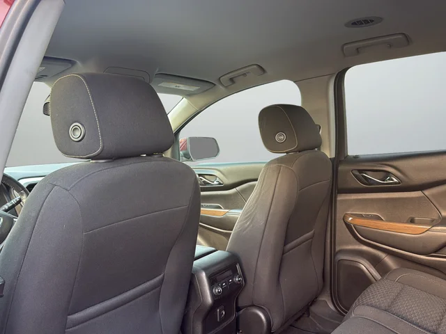Used 2018 Red GMC SLE-1 image 25